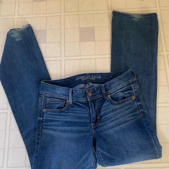 American Eagle distressed jeans s. 10 long - Picture 3 of 6
